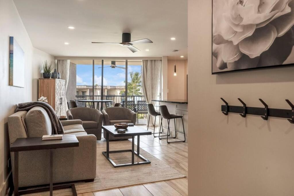 Ferienwohnung Hale Ono Loa 403- Top Floor, Ocean View, & Complete Modern Remodel Kahana Exterior foto