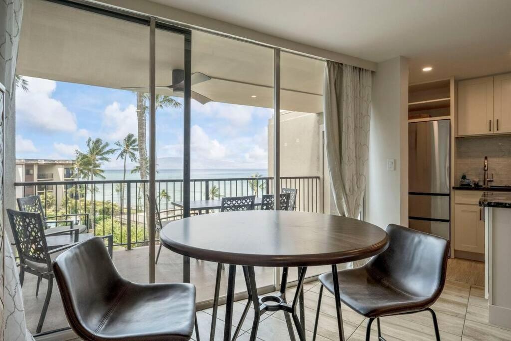 Ferienwohnung Hale Ono Loa 403- Top Floor, Ocean View, & Complete Modern Remodel Kahana Exterior foto